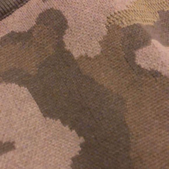 Camo sweatshirt - Picture 2 of 2